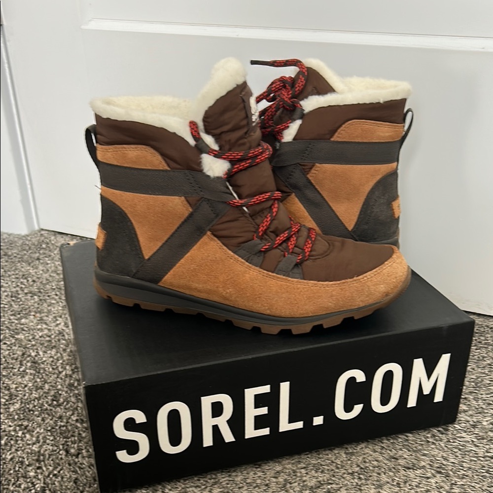 Sorel Brown and Tan Winter Boots